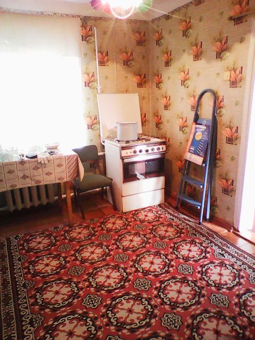 Продается дом  в  Кривом Роге в Терновском районе возле ост. Рокувата