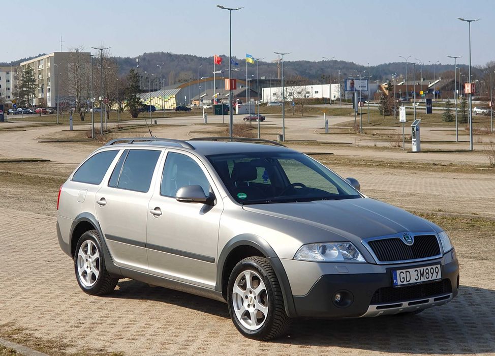 Skoda Octavia Scout 4x4 2009 2.0 TDI 140hp