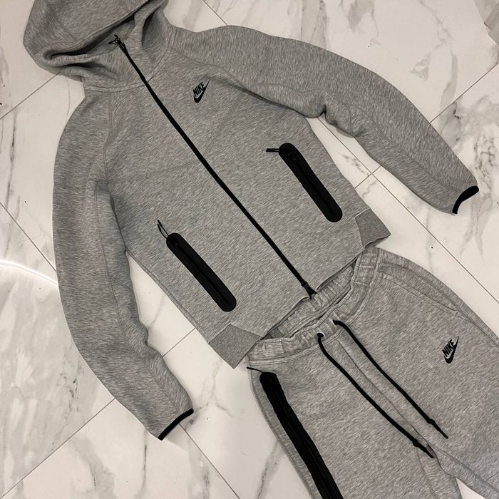 nike tech fleece  костьум