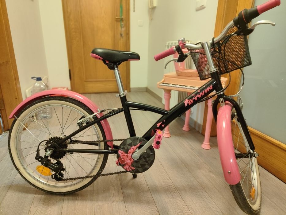 Bicicleta Menina, com muito pouco uso