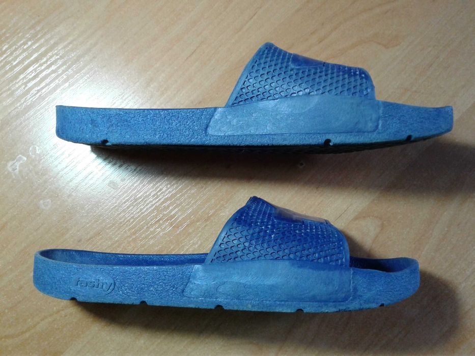 Шлепанцы для мальчика