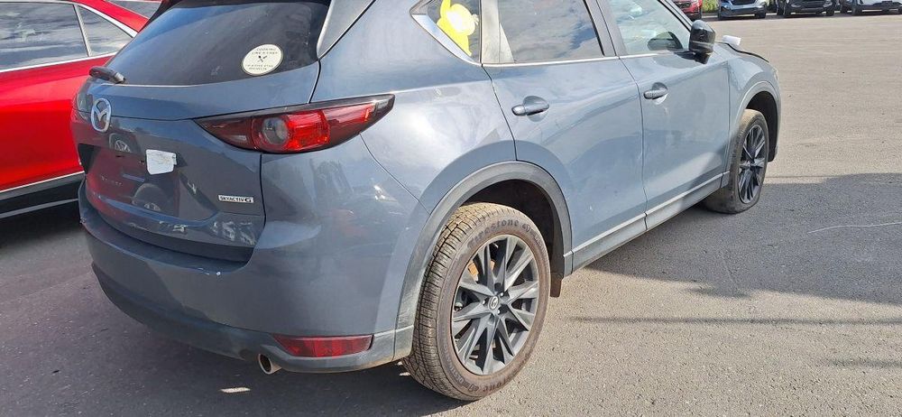 Оригинал,Задний бампер Мазда сх5, mazda cx5 2021.