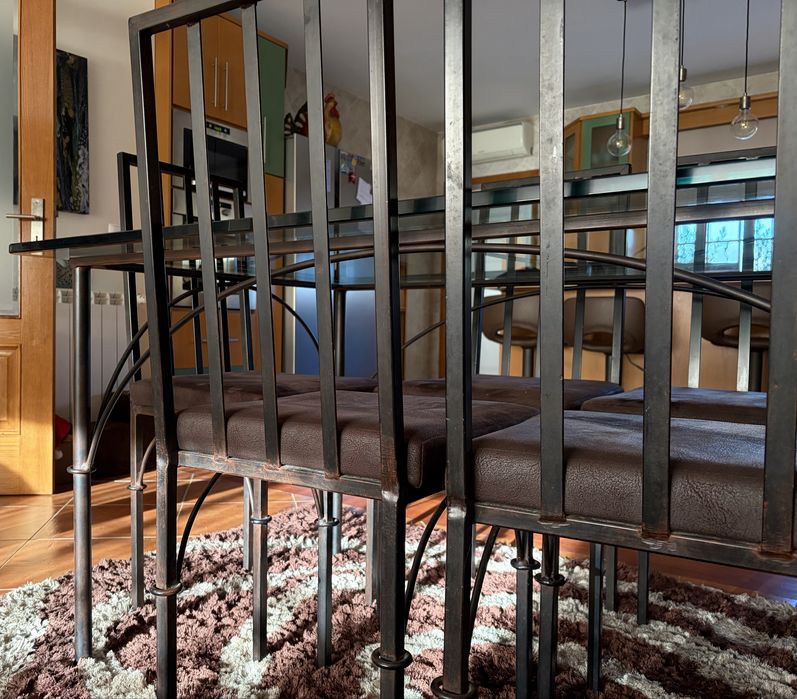 Mesa de sala em vidro