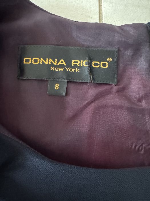 Donna Ricco sukienka ciemno granatowa dwuwarstwowa