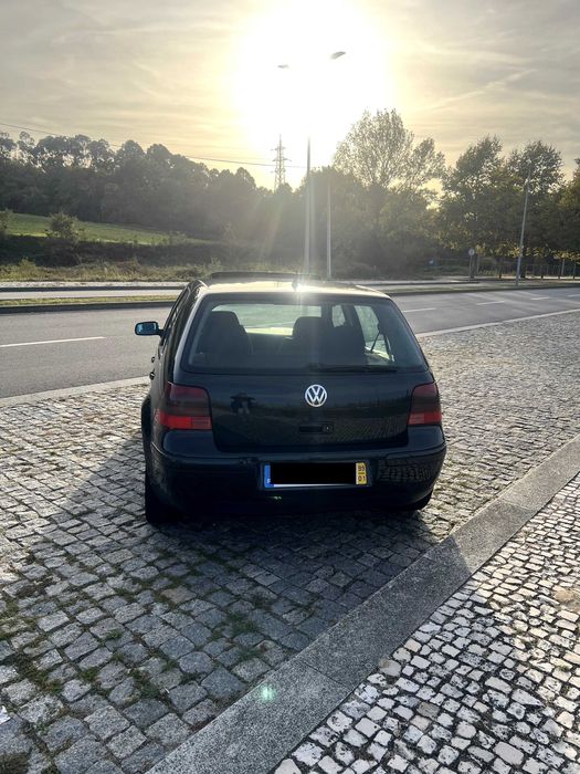 VW GOLF IV preto