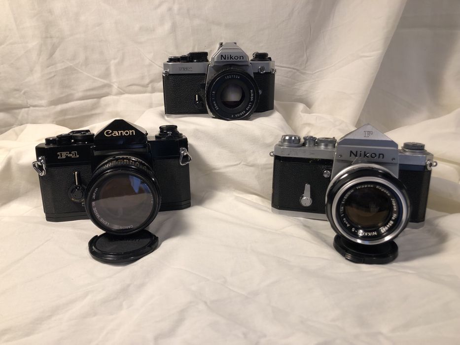 Coleção de máquinas fotográficas analógicas