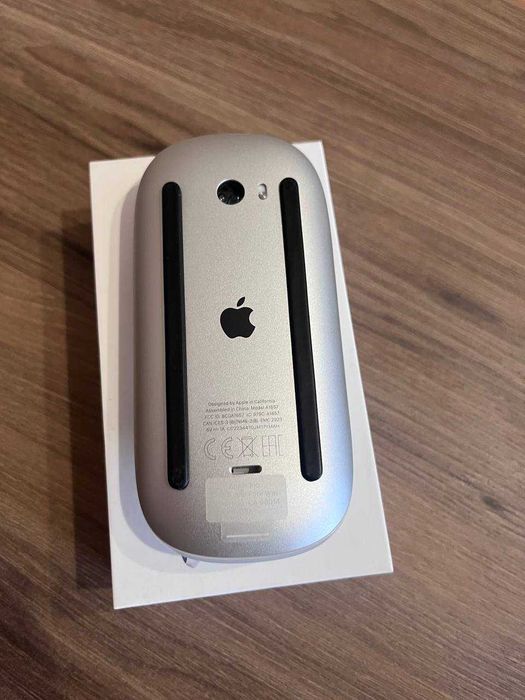 Миша Apple Magic Mouse Bluetooth White (MK2E3ZM/A)