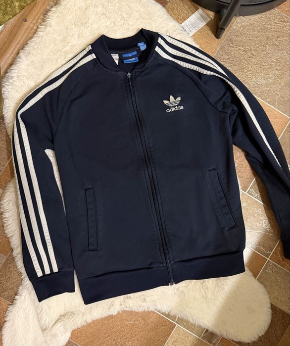 Олімпійка від адідас