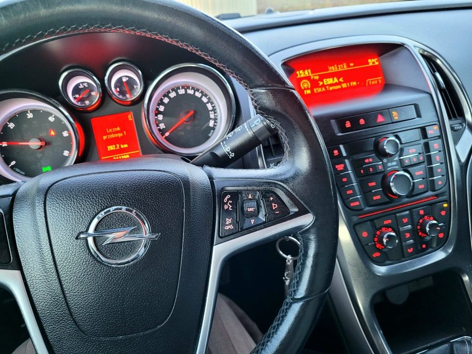 Opel Astra J 2.0