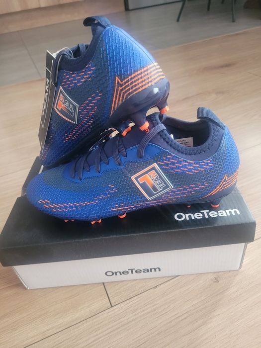 Korki One Team Robero 36