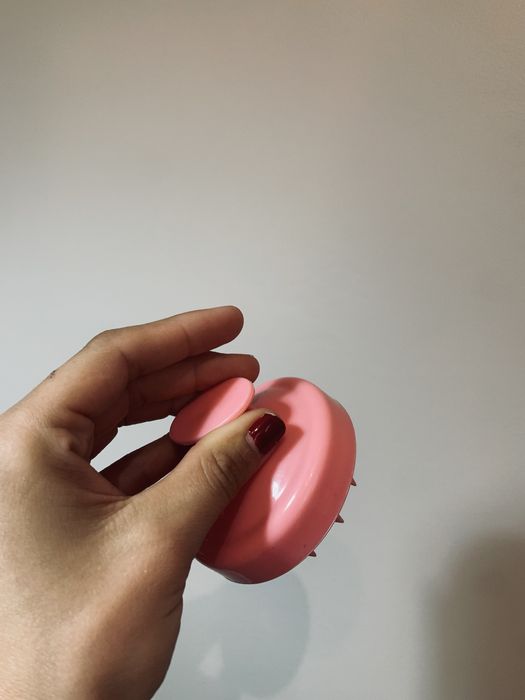 Masażer do włosów do skóry głowy różowy