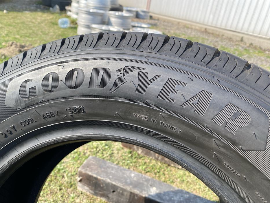 215/65/16c Goodyear 215/65R16C літня резина шини колеса автошини.