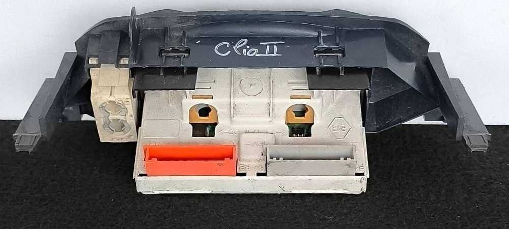Display / Ecrã de Informações - RENAULT CLIO II