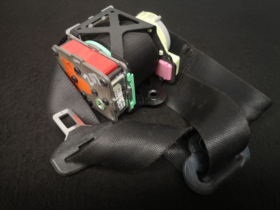 Cinto de Segurança Frente direita Mercedes w203 sport coupe 2002+   EPC