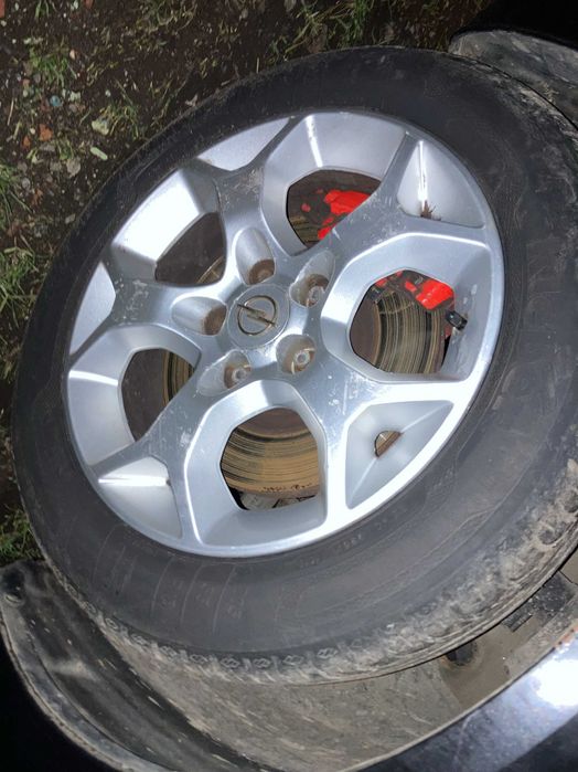 Felgi Aluminiowe do Opla Oponami Rozmiar 205x55x16