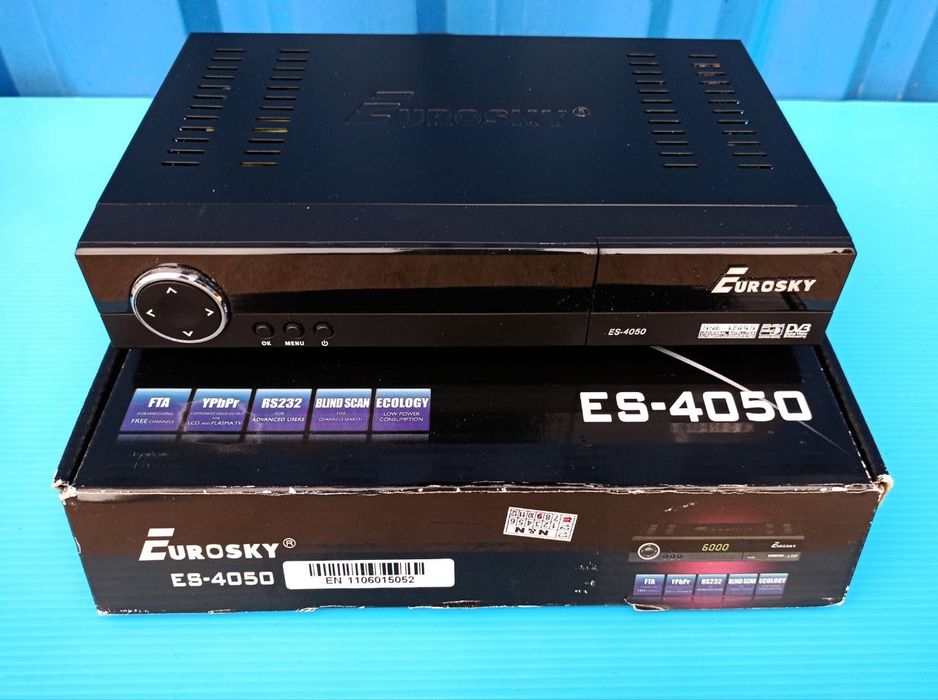 Супутниковий тюнер Eurosky ES 4050