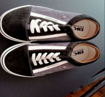 Nowe tenisówki BK British Knights typ
Nowe tenisówki trampki sportowe