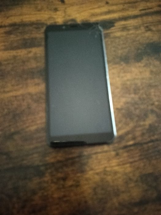 Telemóvel Xiaomi Redmi 6 - Ecrã Partido