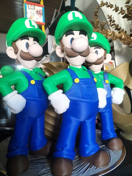 Luigi 33cm de altura em PLA