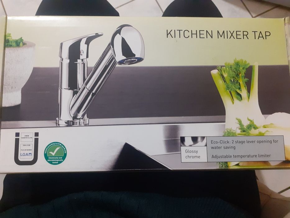 Bateria kuchenna LIVARNO z wyciąganą wylewką