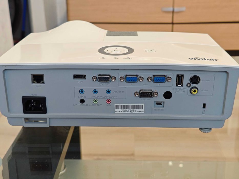 Projektor Vivitek DX881ST