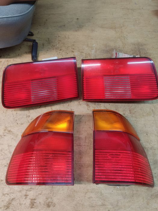 Farois traseiros Bmw e39 touring originais fase 1