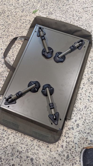 Карповий стіл Avid Carp Double Decker Bivvy Table