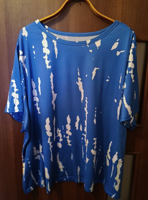 Продам жіночі футболки,середнього та великого розміру