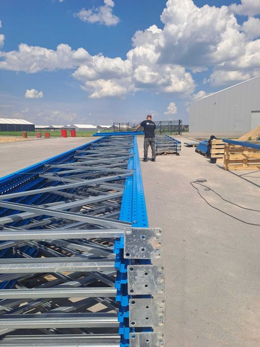 regały półkowe , paletowe