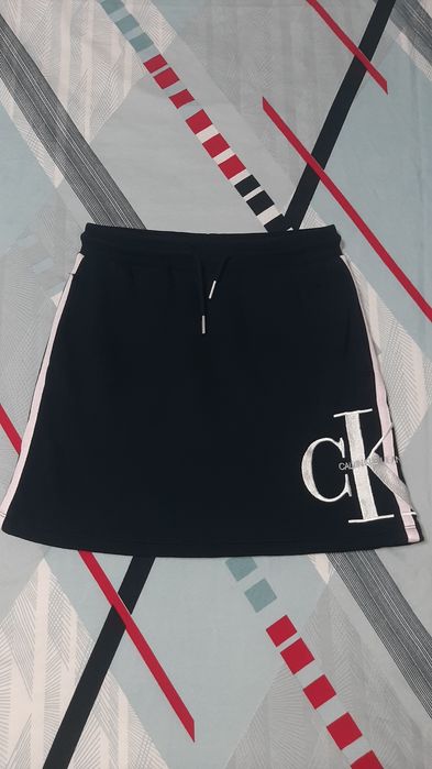 Чорна бавовняна спідниця Calvin Klein. Розмір 14/S