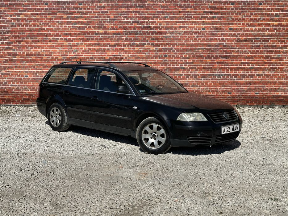 Volkswagen Passat 1.8T>>zadbany>>nowyrozrząd>>świętaotwarte>>zamiana