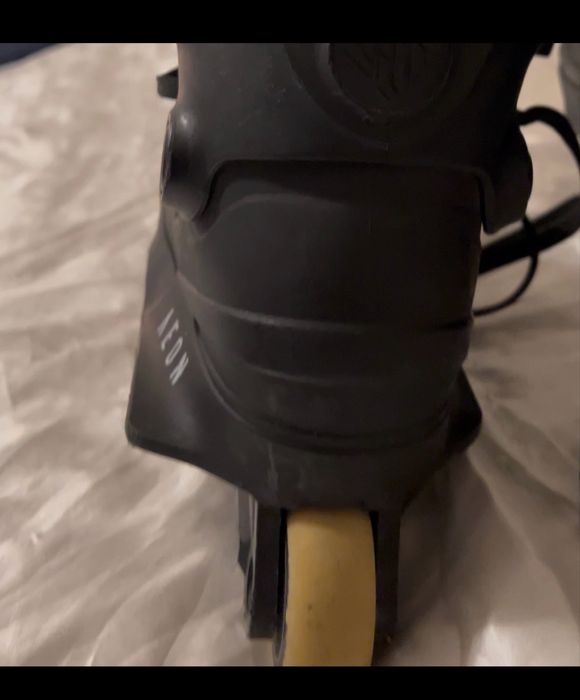 Patins  USD Aeon Agressivo Tamanho 41/42 (Como Novos)
