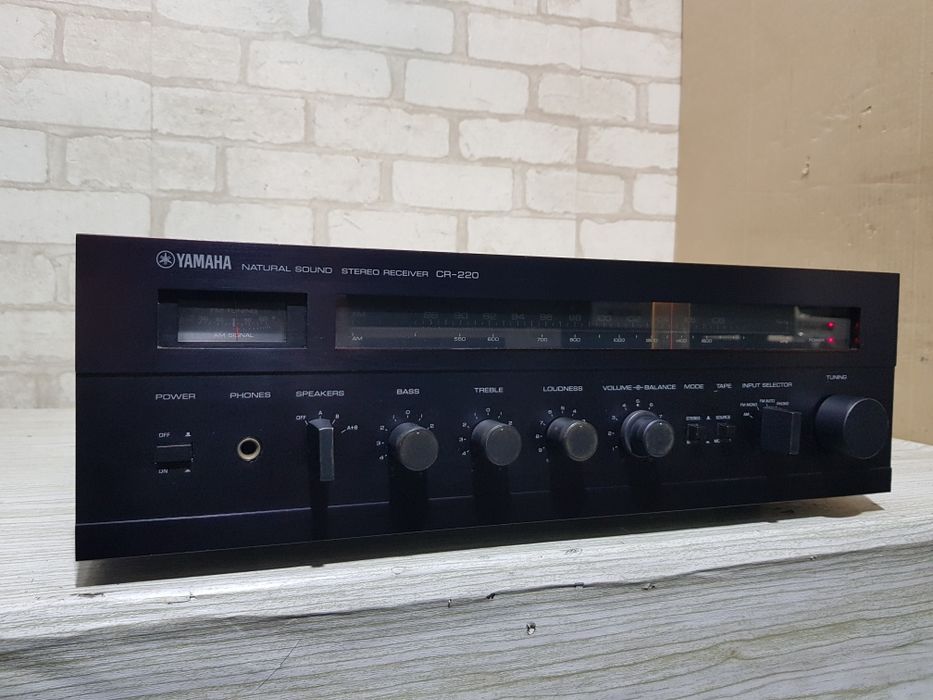 FM/AM Стерео ресивер/підсилювач Yamaha CR-220 Вт Japan з  Німеччини