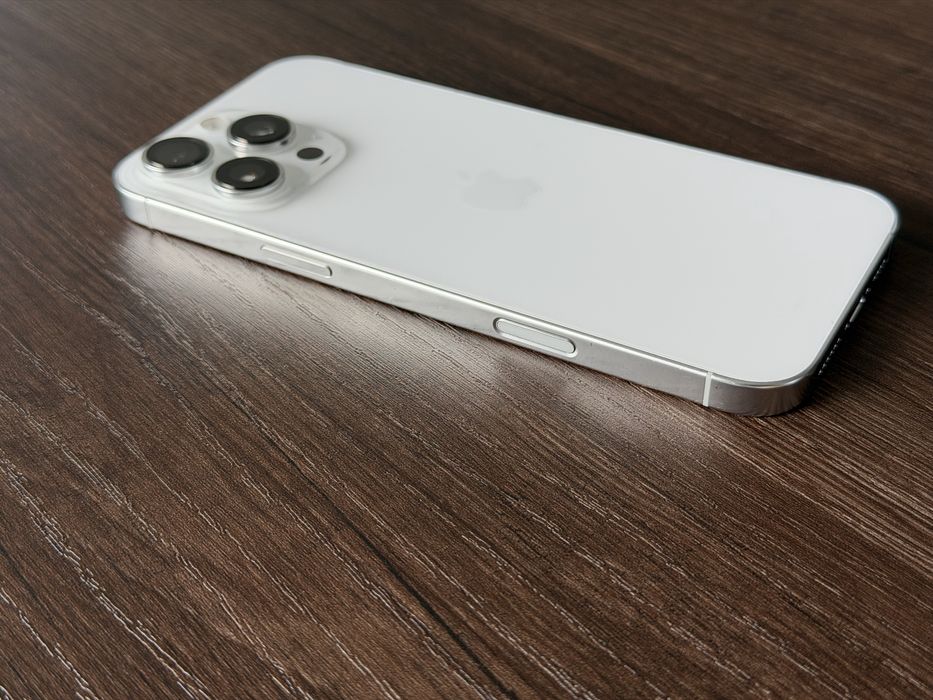 Iphone 16 Pro Max 256gb neverlock White Titanium Global 1000$