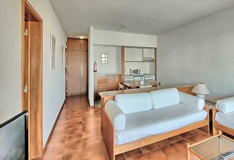 Ferias em Vilamoura compiscina e a 100mts da praia: 11/07 a 18/07