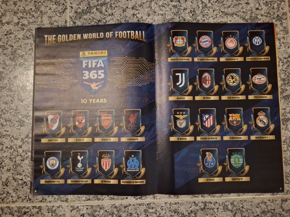 Caderneta Fifa 365 Panini 2025