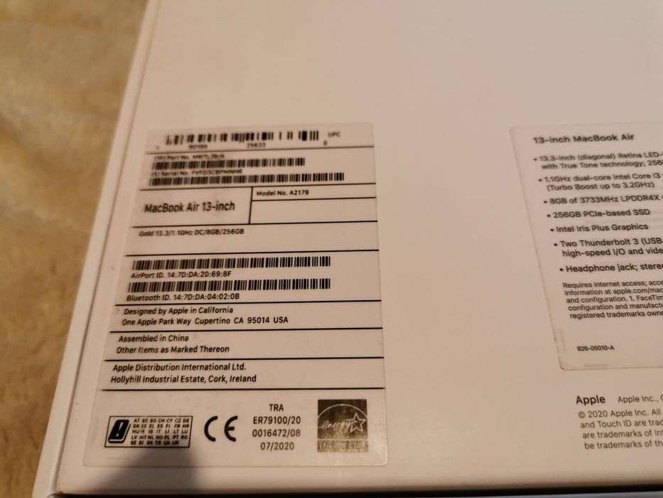 Laptop macbook air Gold tylko 68 cykli jak nowy