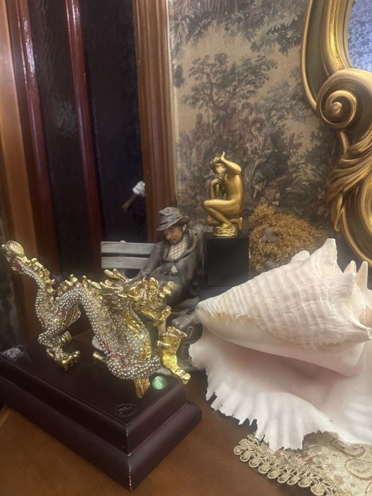 Продам статуетки срочно