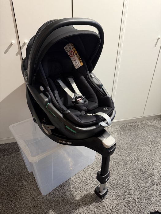 MAXI COSI Fotelik Samochofowy Coral 360 czarny