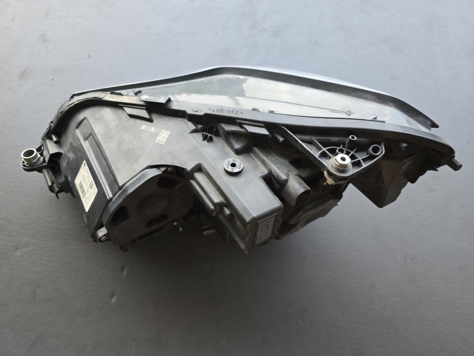 Mercedes W207 Ótica / farol esquedo e direito