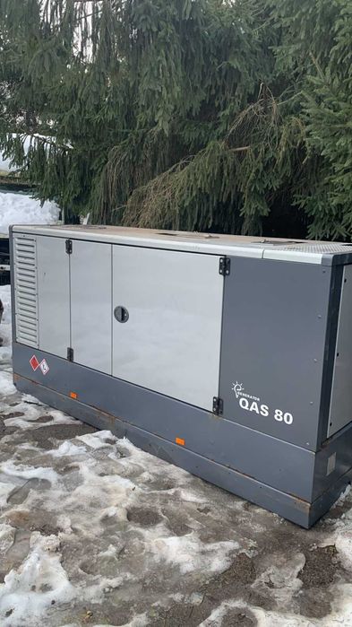 Дизельний генератор Atlas Copco 88 kva
Perkins/Stamford Acoustic