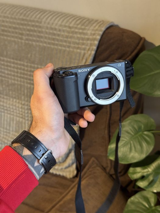 Sony ZV-E10 + dodatki | Jak nowy | Pełen zestaw