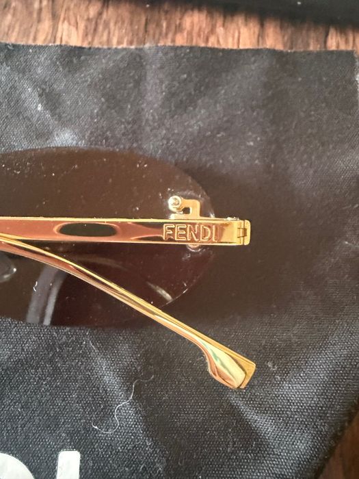 Óculos de sol Fendi