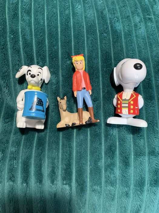 Іграшки mc donalds