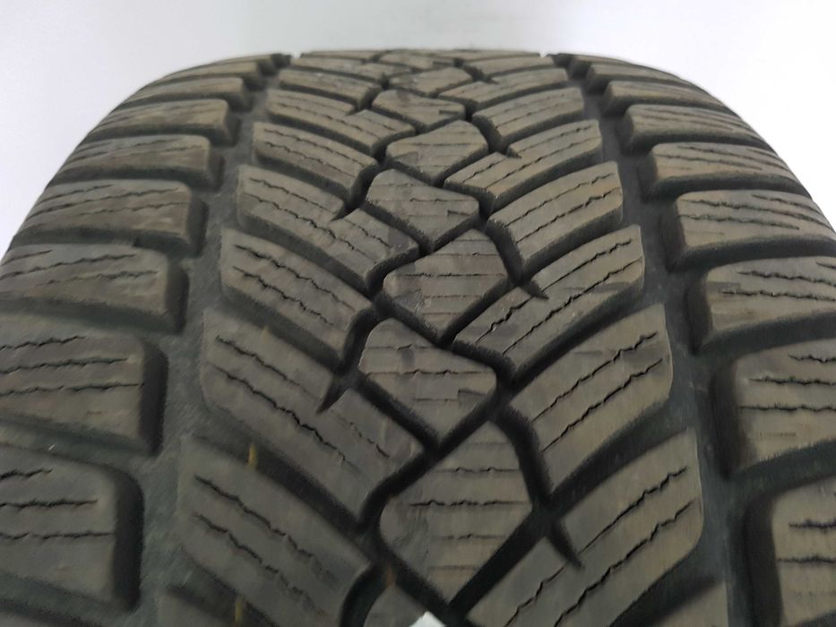 Opona Fulda Kristall Controll HP2  245/40R18  245/40/18