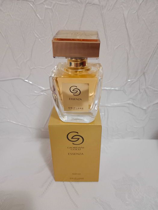 Perfumy Giordani Gold Essenza