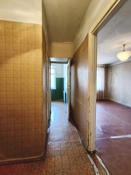 Продаж 1-кімнатної квартири 31 м2 по Левка Лук'яненка, р-н Електрону.
