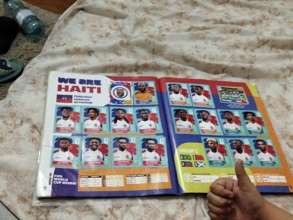 Caixa de figurinhas da copa 2026