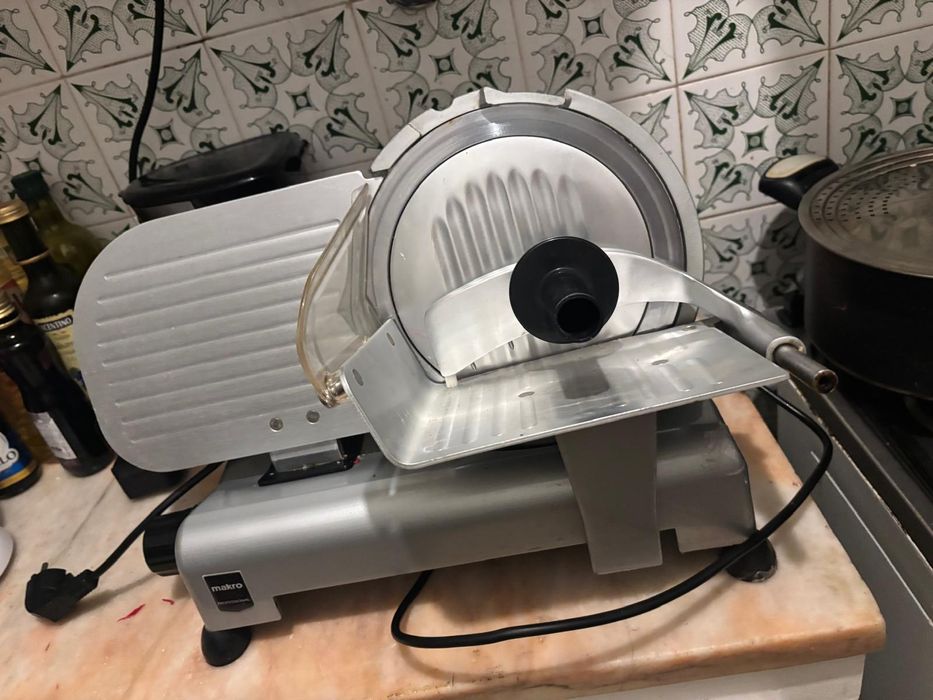 Maquina fatiadora profissional