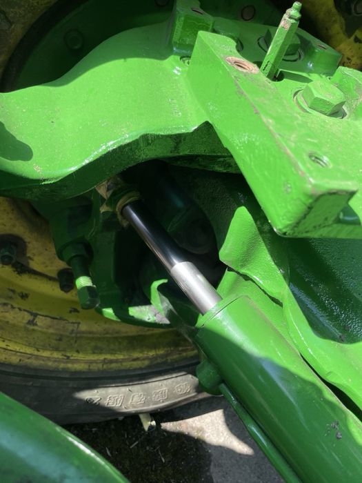 Трактор John Deere 8200 220 Кс